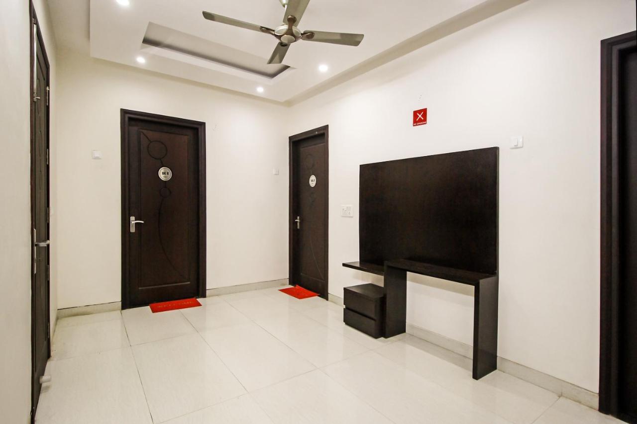 Oyo 8110 Nstay 31 Gurgaon Exterior foto